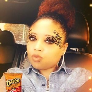 Meet your Posher, Shateya